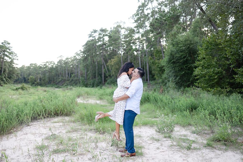 Park Locations for an Engagement Session in Houston